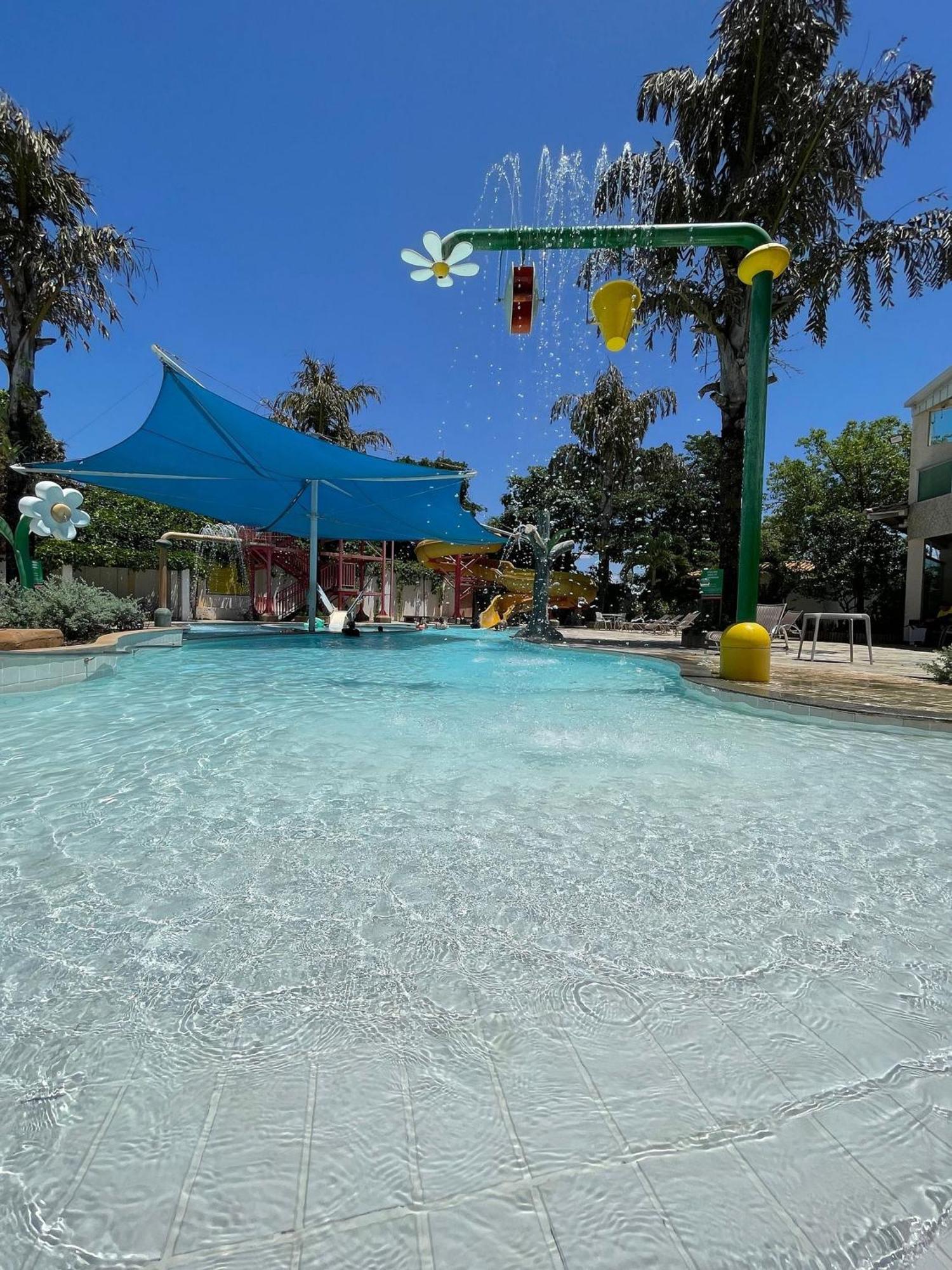 Di Roma Internacional Resort Apartamentos Para Temporada Caldas Novas Εξωτερικό φωτογραφία